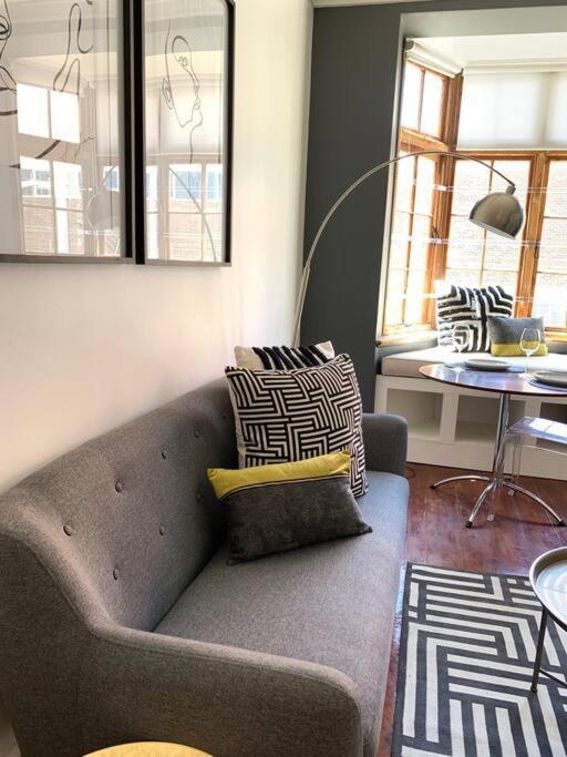 1-Bedroom Sea Point Gem - Perfect Location! Kapstaden Exteriör bild