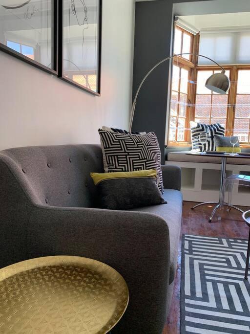 1-Bedroom Sea Point Gem - Perfect Location! Kapstaden Exteriör bild